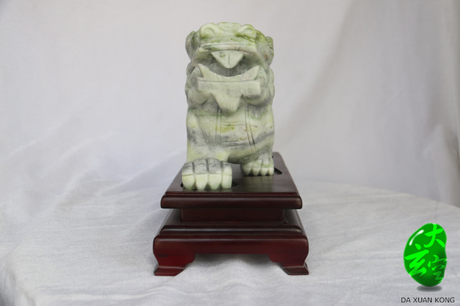 負(fù)屃 大：16800￥ ?。?800￥